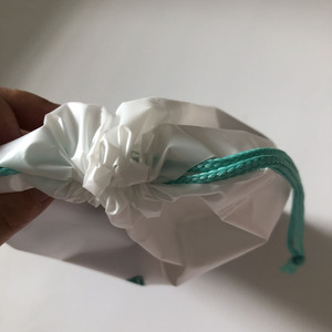 Piccolo logo personalizzato stampato ldpe bianco doppio strato con coulisse <span class=keywords><strong>lenzuolo</strong></span> imballaggio shopping carry plastic poly bag - Product Image 4