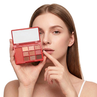 Palet Eyeshadow Kosong 10-Pan Custom Desain Kartu Remi Merah 3D Embossed Label Pribadi Logo Custom Portabel Plastik AB Sutra