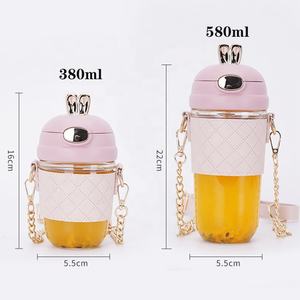 380毫升/580毫升兔耳可爱塑料水壶带吸管珍珠金属链带便携式儿童水壶 - Product Image 2