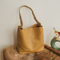 Sac à main en cuir véritable de conception de niche haut de gamme grande capacité sac Simple à la mode pour les femmes en cuir souple dames sac à bandoulière