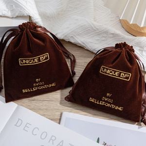 ถุงผ้ากำมะหยี่แบบใช้ซ้ำได้ถุงใส่ถุงเก็บฝุ่นขนาดเล็กถุงใส่ถุงเท้าพร้อมโลโก้ออกแบบเองสำหรับเครื่องประดับหรือเทียน - Product Image 3