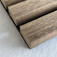 Panneau acoustique moderne en lattes de bois, placage bois, fibre de polyester PET, rayures verticales rainurées, insonorisant, fluorescent, pour bureau et maison