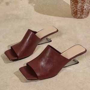 Chaussons rétro pour femmes 6004 <span class=keywords><strong>à</strong></span> <span class=keywords><strong>talon</strong></span> incliné, style cool pour l'extérieur, nouveau style d'été, <span class=keywords><strong>talon</strong></span> épais, bout carré, chaussures ouvertes pour femmes - Product Image 6