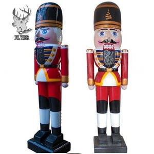 Vente en gros de décoration extérieure grandeur nature <span class=keywords><strong>Casse</strong></span>-<span class=keywords><strong>Noisette</strong></span> de Noël en fibre de verre Sculptures <span class=keywords><strong>Casse</strong></span>-<span class=keywords><strong>Noisette</strong></span> en résine Statue de soldat à vendre - Product Image 6