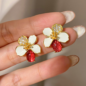 Pendientes Coreanos Chapados en Oro de 18K, Pendientes Florales Vintage con Gemas Rojas y Esmalte Blanco para Mujer - Product Image 4