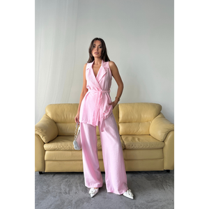 Conjunto de 2 piezas rosa fresa: chaleco y pantalón corto por encima de la rodilla con diseño de top corto y shorts - Product Image 2