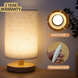 Minimalist isches Nachtlicht Modernes warmes LED Smart Schreibtisch lampe Schlafzimmer Lese lampe mit Leinenstoff Lampen schirm und Holz sockel - Product Image 1