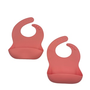 BHD, venta al por mayor, ajuste ajustable, impermeable, juego de babero de silicona suave, sin BPA, desechable, alimentación para niños pequeños, paquete impreso portátil para bebés - Product Image 2