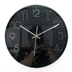 14 inç basit stil duvar saati pil İşlet plastik yuvarlak kuvars özel süslemeleri modern duvar saati s için satış