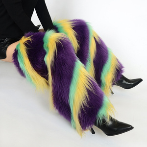 Bottes longues chaudes en fausse fourrure pour femmes, à talons aiguilles et bouts pointus, couvre-jambes en fourrure, style sexy et tendance, vente chaude - Product Image 5