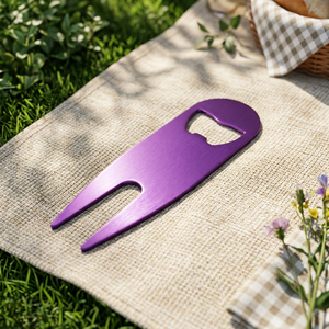 Ouvre-bouteille et outil de réparation de divots de <span class=keywords><strong>golf</strong></span> portable en acier inoxydable de 11 cm gravé au laser sur mesure pour cadeaux promotionnels - Product Image 3