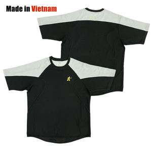 เสื้อฟุตบอลคอกลมแบบคลาสสิกสไตล์สตรีท  ออกแบบลายปัก  แห้งเร็ว ระบายอากาศได้ดี ทรงโอเวอร์ไซส์ สำหรับเล่นกีฬาและฟุตบอล - Product Image 1