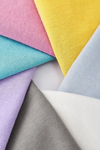 เสื้อยืดโอเวอร์ไซส์ผู้ชายคุณภาพสูง เนื้อผ้าหนา 380 กรัม ผ้าฝ้าย 100% คอกลม ถักแบบเรียบ ดีไซน์เรียบง่าย แขนสั้น ระบายอากาศได้ดี - Product Image 4