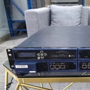 Commutateur réseau Juniper EX-XRE200-AC avec fonction PoE et pare-feu - Product Image 2