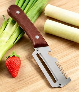 Vente en gros d'usine : Éplucheur manuel multifonctionnel en acier inoxydable avec manche en bois et ouvre-bouteille pour fruits, légumes et pommes de terre - Product Image 4