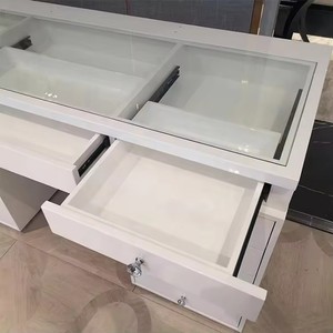Coiffeuse de luxe <span class=keywords><strong>blanche</strong></span> Dwoo avec tiroir, structure robuste, miroir grand format haut de gamme pour chambre moderne - Product Image 3