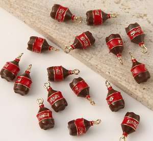 可爱卡通金属苹果珠吊坠DIY配件搞笑仿真核心魅力手机装饰金属水果雕像 - Product Image 5