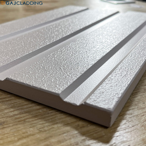 Revestimiento de Pared Exterior con Ranuras Lineales Blancas, Paneles de Fibrocemento Pre-Revestidos con Líneas de Sombra para Decoración de Hoteles y Villas - Product Image 3
