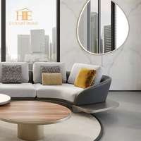 Ensemble de canapés modulaires italiens minimalistes beiges avec pieds en acier inoxydable noir pour le mobilier de salon