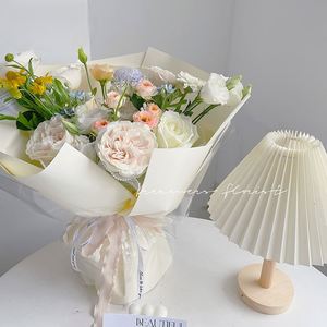 Papel de Flores de Plástico Grueso y Opaco, Nuevo y en Oferta, para Regalos de Eventos Deportivos - Product Image 5