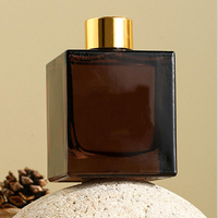 Diffuseur de parfum en verre carré moderne de 200 ml en gros, bouteille de haute qualité pour l'aromathérapie, huiles parfumées pour la maison