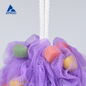 Fleur de bain Amigo en maille PP avec poignée pour le gommage corporel sous la douche - Product Image 3