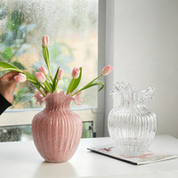 Vase en verre émaillé lumineux de style antique avec un design ondulé, vase de luxe haut de gamme, décoration de table pour la maison pour arrangements floraux