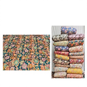 Tissu en crêpe naturel respirant HONEY LACE de haute qualité, non tissé, tricoté chaîne, poids moyen, polyester/nylon/métallique, à motifs floraux/perles - Product Image 1