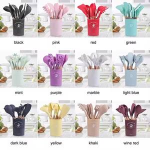 Ensemble de cuisine en silicone à manche en bois coloré, 12 pièces, design durable, spatule résistante aux hautes températures, qualité alimentaire - Product Image 2