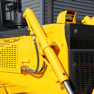 Bulldozer multifonctionnel sur chenilles avec capacité de bulldozing de 8 m³ pour la construction et l'agriculture - Product Image 5