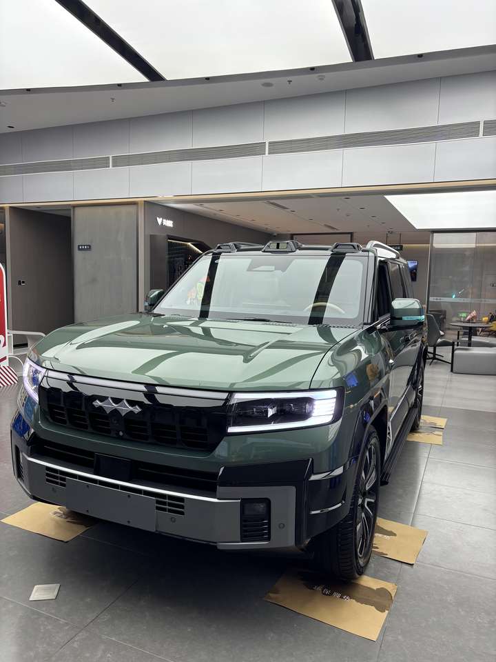 byd-leopard-8-wing-2026-2026-chinese-fangchengbao-bao-8-byd-full-size