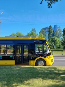 Modèle de trolleybus électrique moderne haute capacité 43300D série VITOVT avec système de conduite autonome et conception confortable pour les passagers - Product Image 5