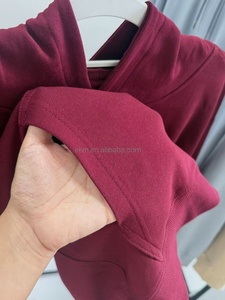 เสื้อฮู้ดผ้าเทอร์รี่คอตตอน 100% หนา 300 กรัม ระบายอากาศได้ดี ทรงหลวม สีพื้น ใส่ได้ทั้งชายและหญิง สำหรับฤดูใบไม้ร่วง - Product Image 4