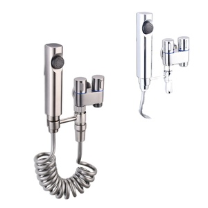 Ensemble de lavage pour femmes en acier inoxydable 304, <span class=keywords><strong>robinet</strong></span> de lavabo, style design moderne, pistolet de pulvérisation intelligent pour toilettes - Vente en gros - Product Image 1