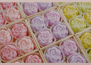 Cadeau de la Saint-Valentin Souvenir d'anniversaire Petit cadeau Bougie créative faite à la main en forme de <span class=keywords><strong>rose</strong></span> Bougie d'aromathérapie - Product Image 5