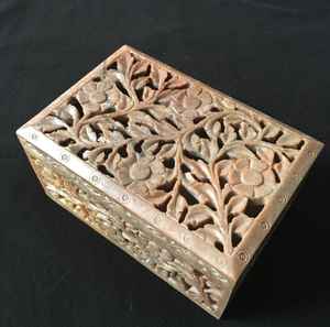 Carved Soap Stone and Marble Boxes Decorative Storage Solutions for Home Decor <b>Gifts</b> and Tissue <b>Box</b> Decor Wholesale Available - Product Image 2