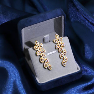 Tianyu Gems Silver-plated Gold Light Luxury, High-end <b>long</b> <b>Earrings</b> with Leaf-Shaped Tassels and Moissanite - Product Image 6