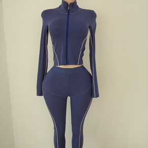 Setelan Yoga Dua Potong Jaket Logo Kustom 2024 Legging Model Flare Hoodie Resleting Pakaian Wanita Setelan Jogging Skinny Tracksuit - Product Image 5