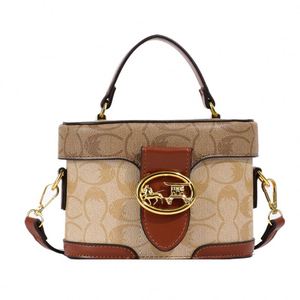 Ladies' Luxurious Retro Style <b>Square</b> Tote Bag Multi-Functional Casual Makeup Bag with PU Lining Handed - Product Image 1