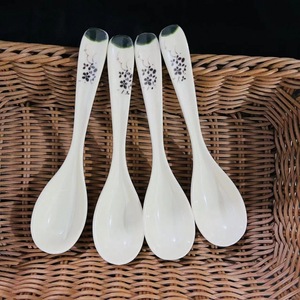 Cuillère C20 Fleur de Lotus Verte, Cuillère en Mélamine, Cuillère à Soupe de Restaurant, Long Manche avec Crochet, Cuillère de Restaurant, Cuillère à Soupe pour Restaurant de Nouilles - Product Image 3