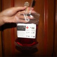 Sac à sang pour boisson, sacs IV, gobelets de fête d'Halloween, récipient à boisson, fournitures de fête de zombie, de vampire, de graduation, pour infirmières et médecins