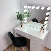 Grand miroir de maquillage lumineux moderne pour table, 12 pièces carrées argentées, pour salon de beauté et station de maquillage