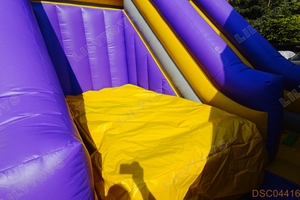 Parc de Divertissement Gonflable Personnalisé en Toile PVC Durable, Multiples Zones de Jeu avec Toboggans et Obstacles, Souffleurs Inclus - Product Image 5