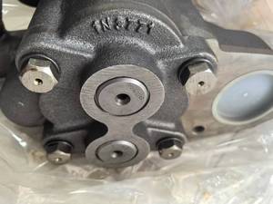 Pompe à piston modèle G 6HH1 8N5853 111 kg - Product Image 4