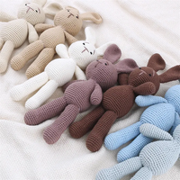 Vente en gros de jouets de bébé en peluche lapin de Pâques Amigurumi fait main personnalisé crochet pour enfants et nouveau-nés