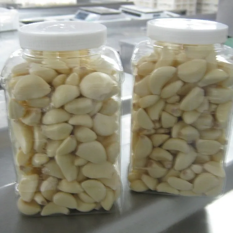 Gousses d'ail pelées fraîches entières de Chine pour le prix de gros de l'ail Sacs emballés sous vide