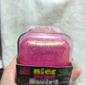 ของเล่นบีบสี่เหลี่ยมขนาดใหญ่ 8.3 ซม. ทำจากวัสดุ PU ยอดนิยม พร้อมโลโก้สั่งทำพิเศษ ช่วยคลายเครียด คืนรูปช้า - Product Image 3
