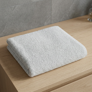 Serviette de bain de luxe à motif diagonal, de haute qualité, douce et absorbante, élégante pour la salle de bain - Product Image 3