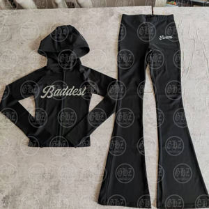 Completo Donna Due Pezzi Primavera 2025 con Giacca Zip e Pantaloni Svasati Personalizzabile con Logo di Strass - Product Image 5