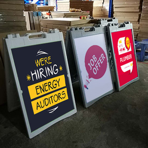 Giá để trưng bày gấp đôi mặt bằng nhựa kiểu Á, bán buôn, dùng trong nhà/ngoài trời, giá để poster, biển hiệu vỉa hè - Product Image 1